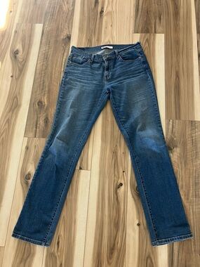 Classic Straight-Leg Women’s Jeans - Dark Blue